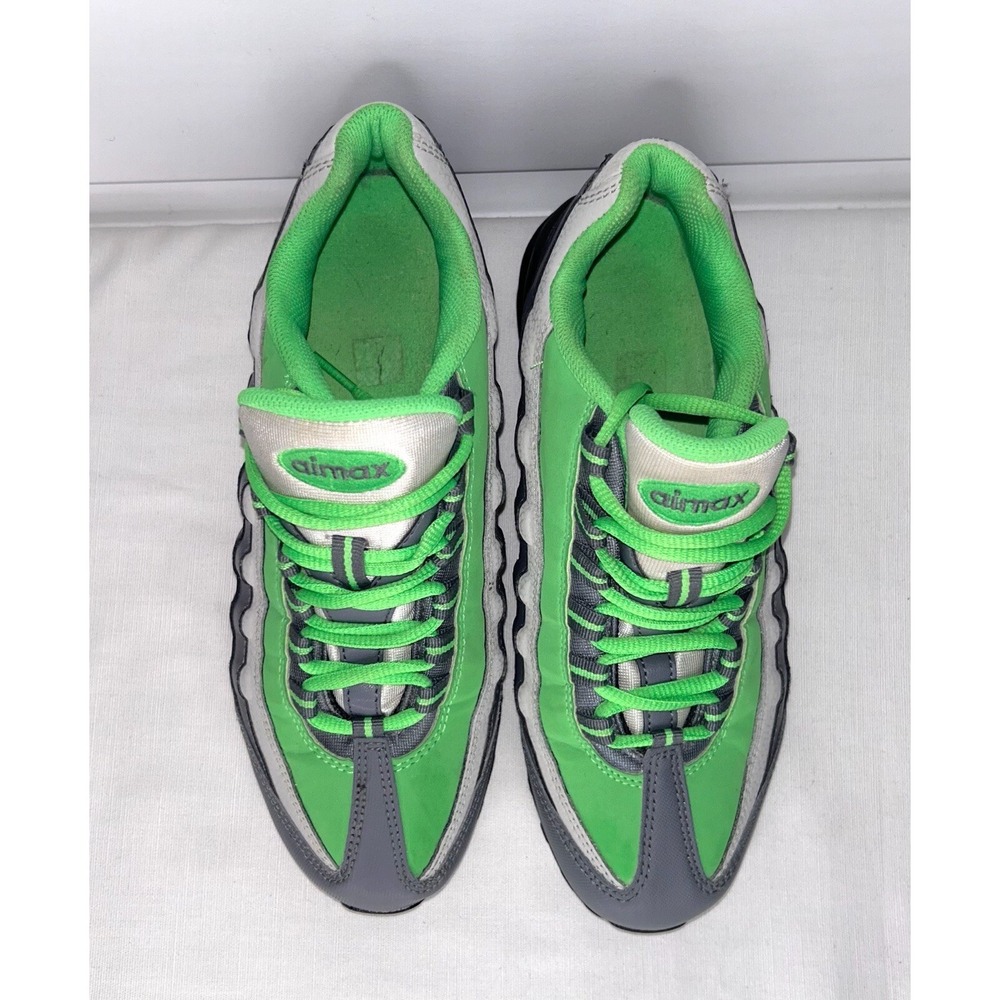 Nike Air Max 95 | Youth Size 7Y | Black Gray Green | 307565-046 | Authentic - Picture 4 of 10